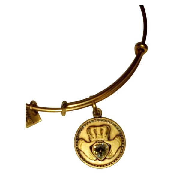 ALEX AND ANI Claddagh Charm Bracelet 2017 Crown Hands Clear Rhinestone Gold Tone - Picture 3 of 7